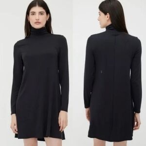 Kit And Ace Upgrade Dress Size Medium Turtleneck Long Sleeve Black